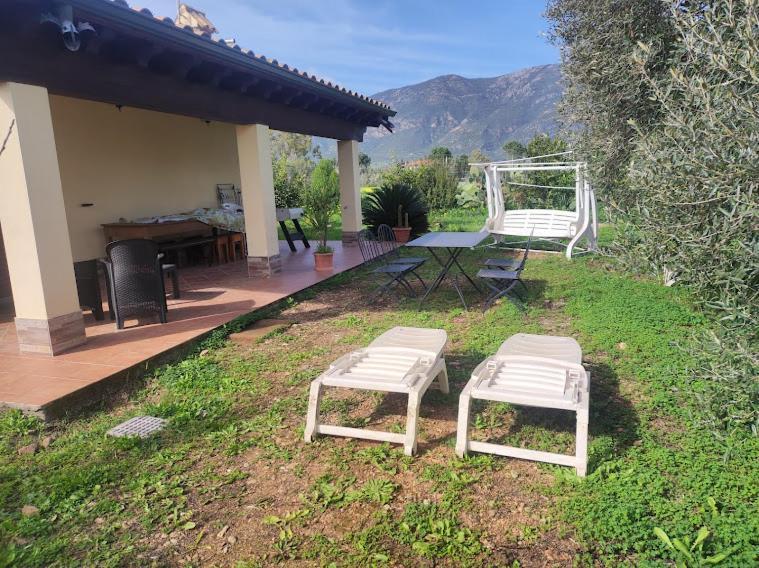 Cottage Su Merti Country Iglesias Exterior photo